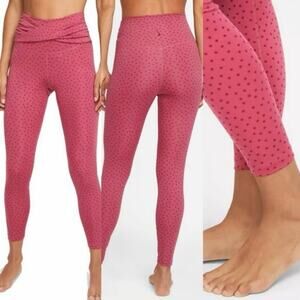 Nike Pink Polka Dot Twist Yoga 7/8th Legging Size XS
